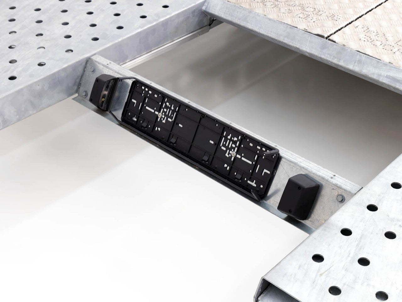 Remorque porte-voitures basculante professionnelle