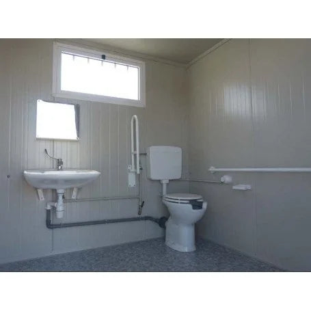 Module de toilettes accessibles conforme aux nouvelles normes