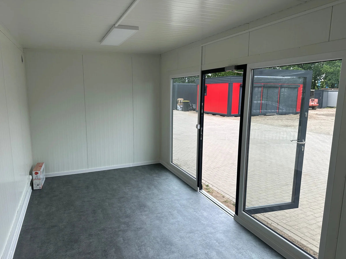 Conteneur aménagé en bureau 6,00 × 2,90 m