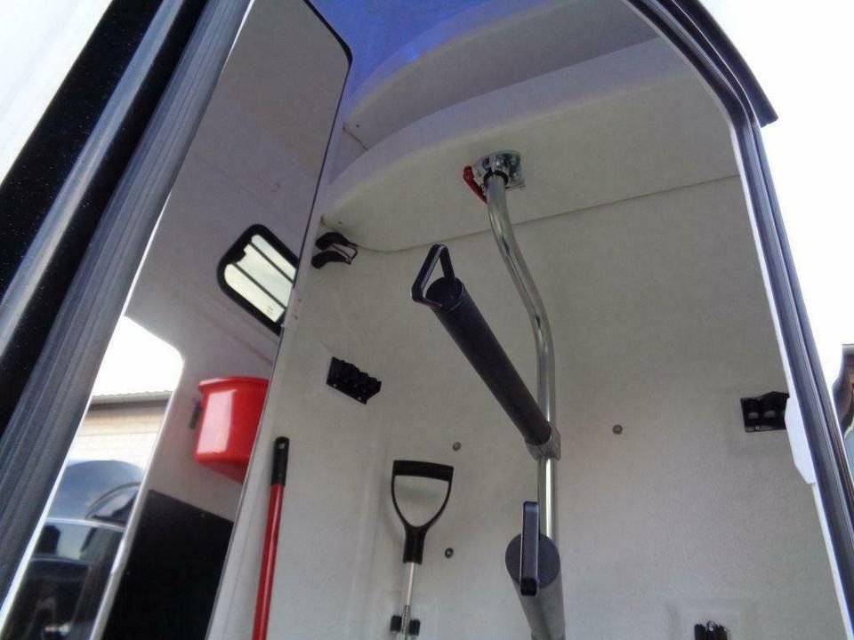 Remorque van pour 2 chevaux à double essieu