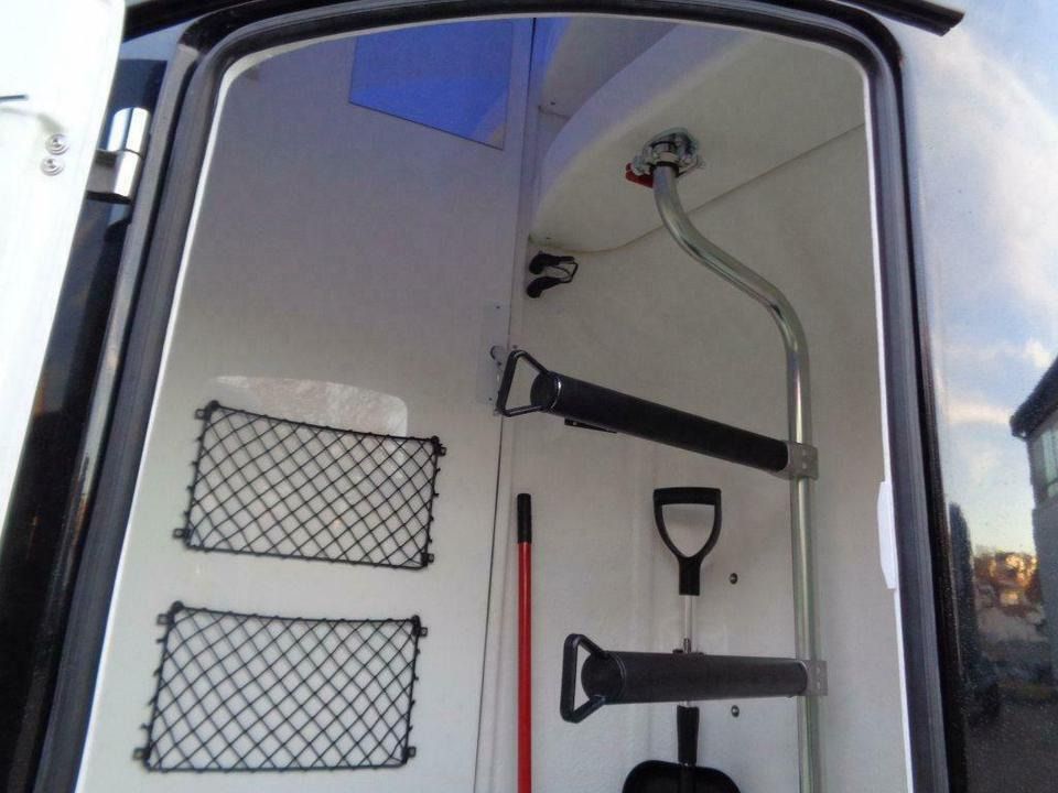 Remorque van pour 2 chevaux à double essieu