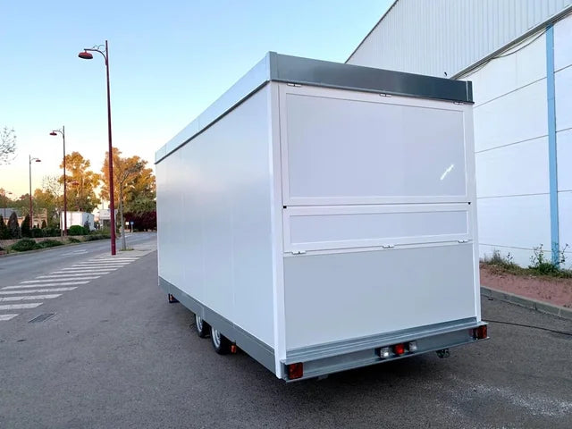 Remorque magasin / kiosque mobile de grande capacité à double essieu