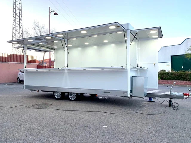 Remorque magasin / kiosque mobile de grande capacité à double essieu