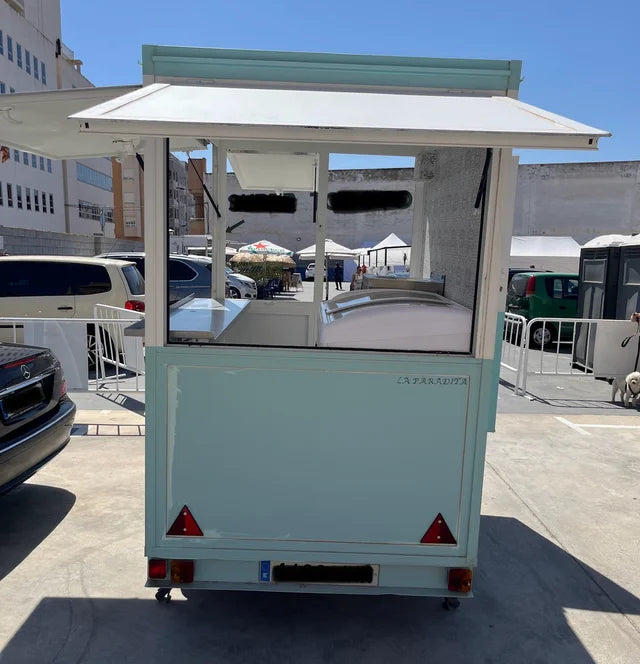 Remorque kiosque / food truck compact à un essieu