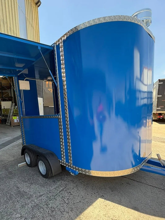 Remorque food truck professionnelle à double essieu