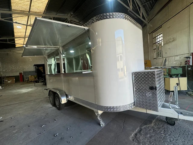 Remorque Food Truck professionnelle à double essieu