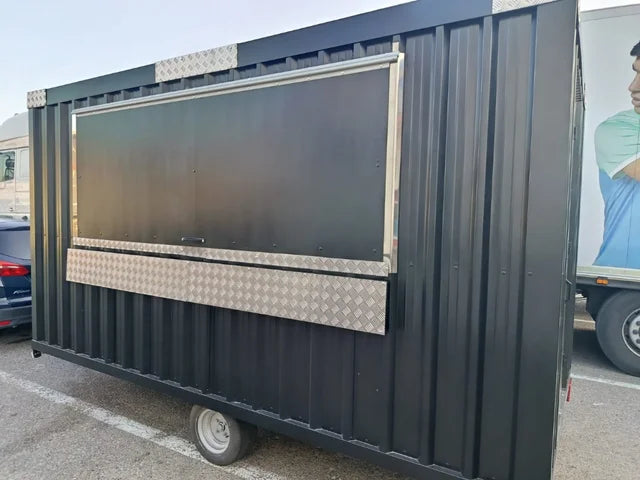Remorque food truck compacte à un essieu