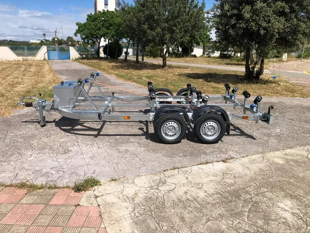 Remorque porte-bateau et Jet Ski professionnelle à double essieu freiné