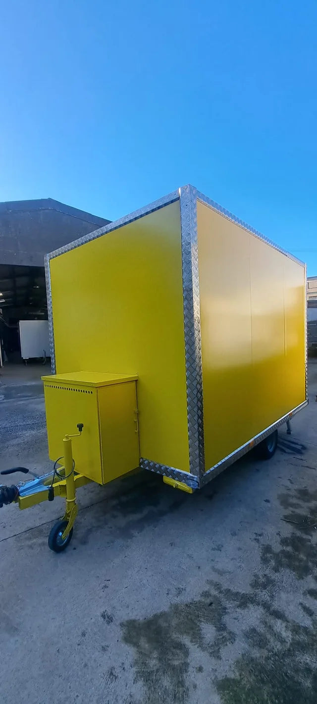 Remorque Food Truck monobloc.