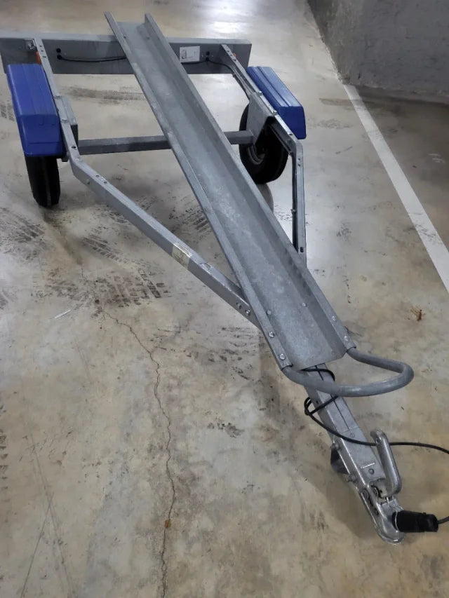 Remorque porte-moto monorail galvanisée