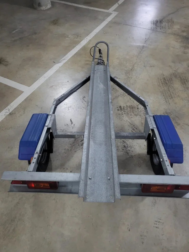 Remorque porte-moto monorail galvanisée