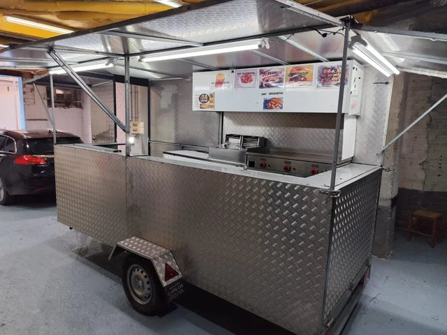 Remorque snack / food truck compacte à un essieu