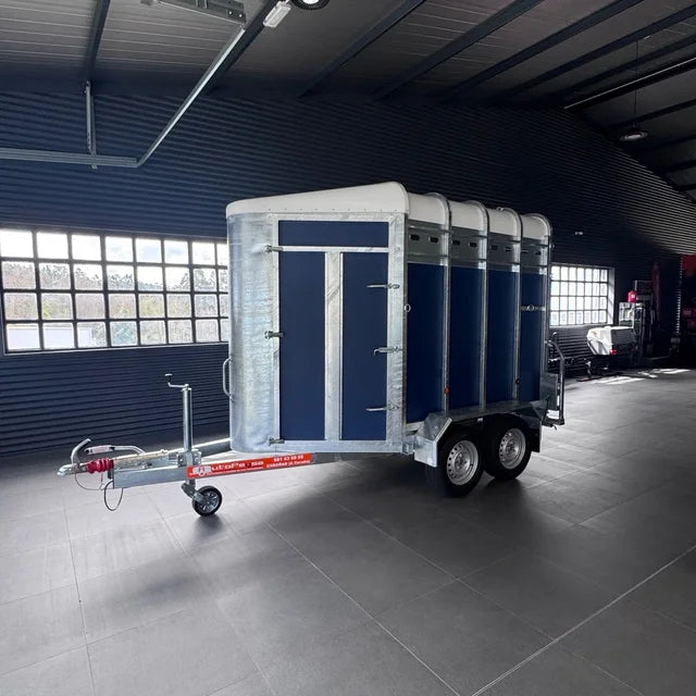 Remorque pour bétail / Transport de chevaux – Double essieu professionnel