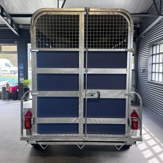 Remorque pour bétail / Transport de chevaux – Double essieu professionnel
