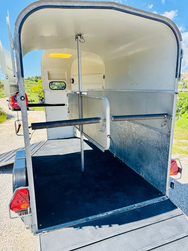 Remorque pour 2 chevaux