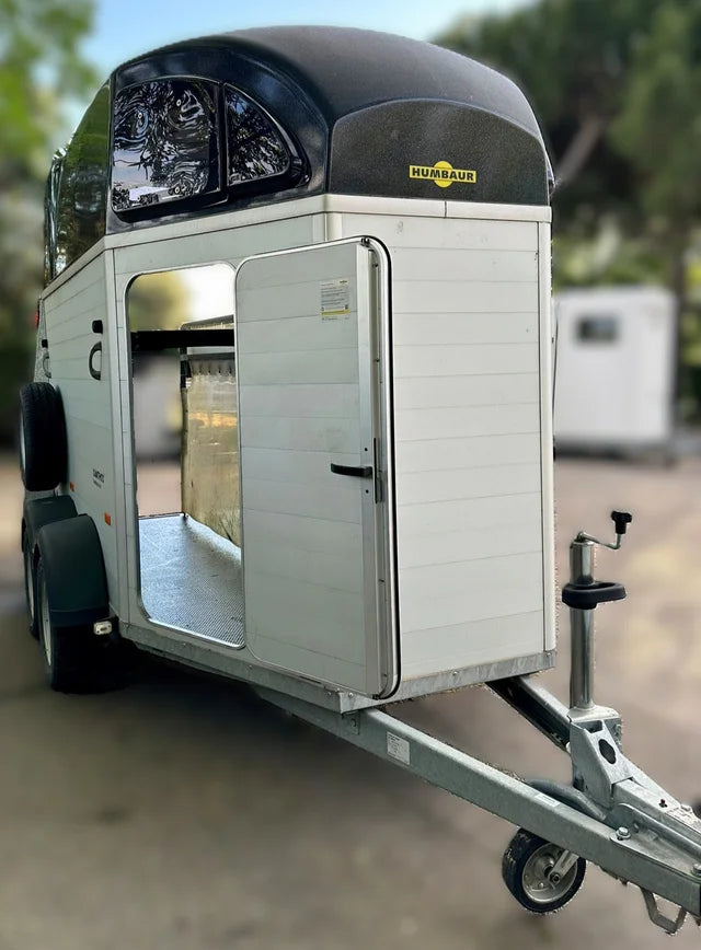 Remorque pour chevaux Humbaur Xanthos – Double essieu