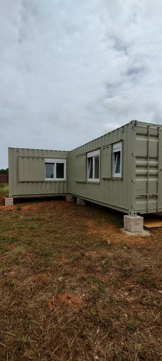 Maison conteneur en L 2 conteneurs de 20 pieds